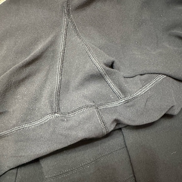 2 Pairs of 1x Athleta Elation Capris 🫨 - Picture 5 of 8